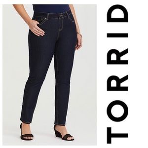 Torrid classic skinny jeans dark wash 31" inseam